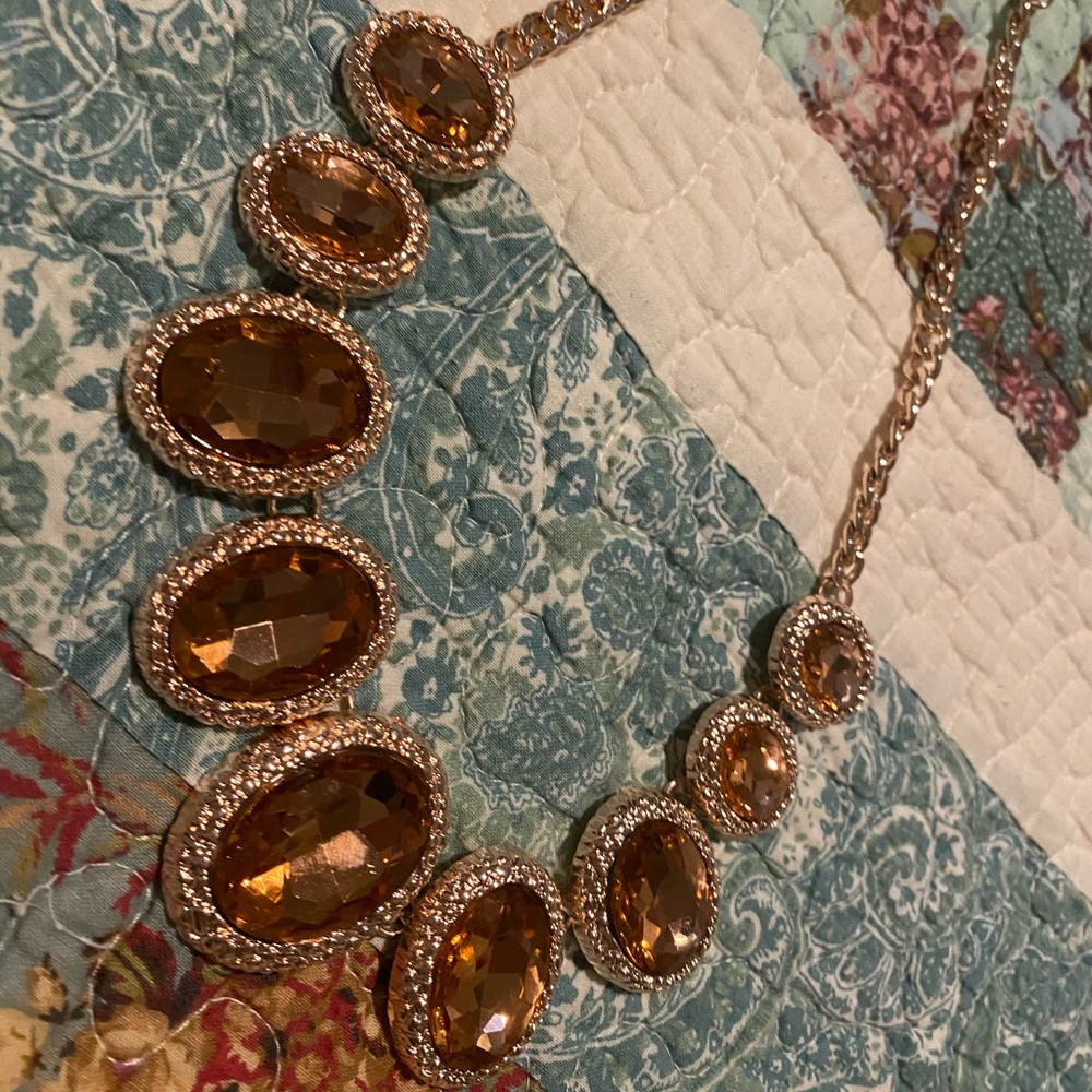 Costume Jewelry Necklace